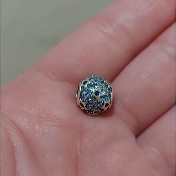 925 Sterling Silver Stars Charm - Picture 9 of 10